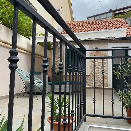 Little Oasis Apartment Sibenik Exterior photo