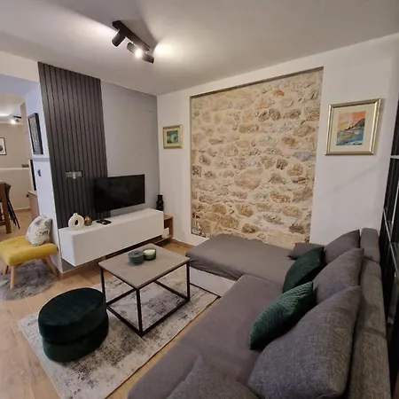 Little Oasis Apartment Sibenik Exterior photo